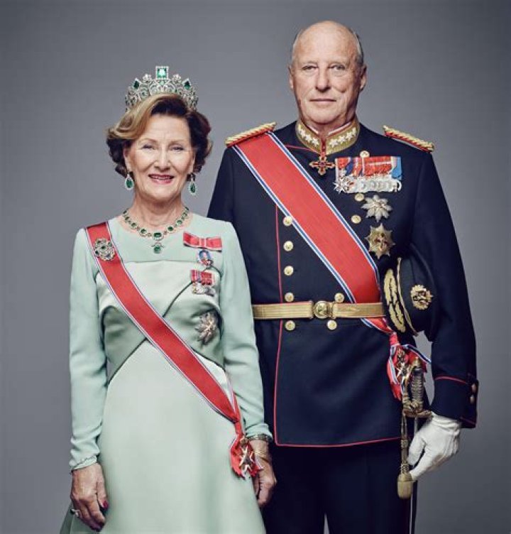 Does He Become King Of Norway?