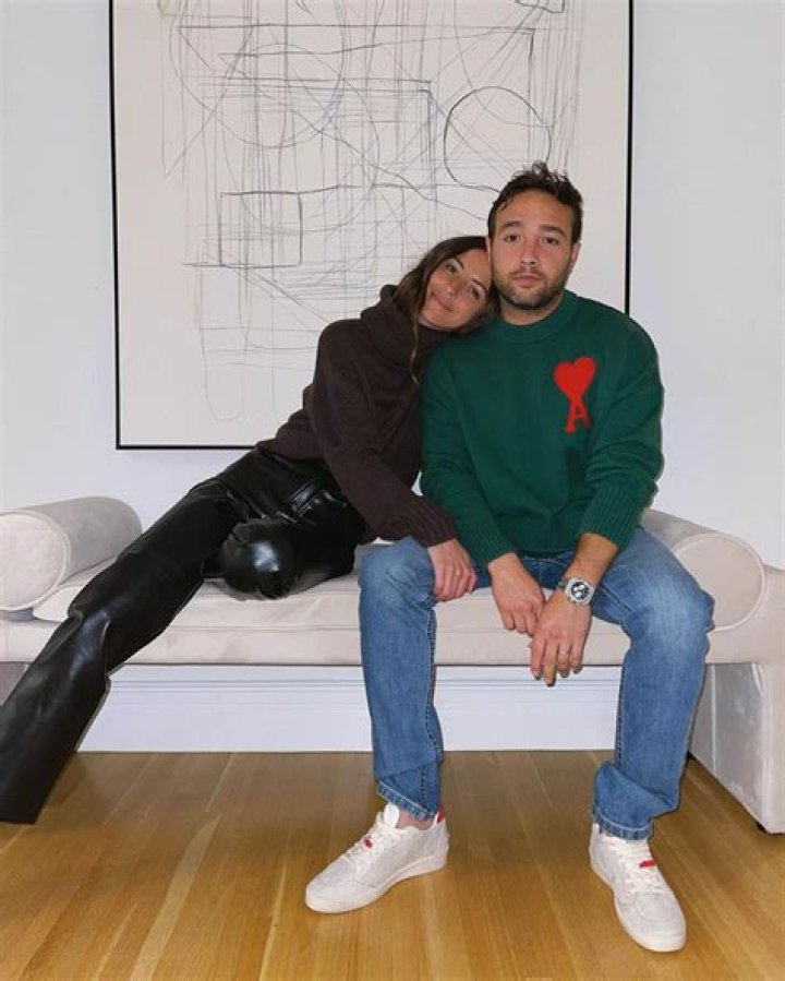 Fry & Leela's Complete Relationship Timeline In Futurama Explained